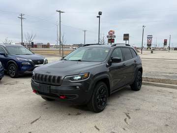 Trailhawk