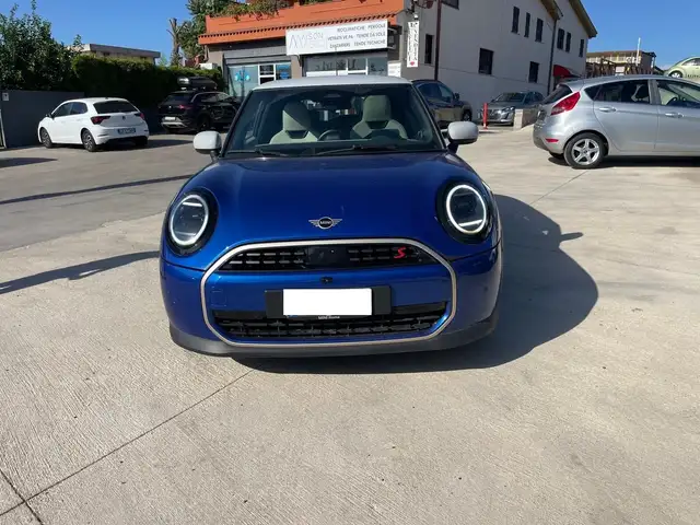 MINI Mini Cooper S Essential