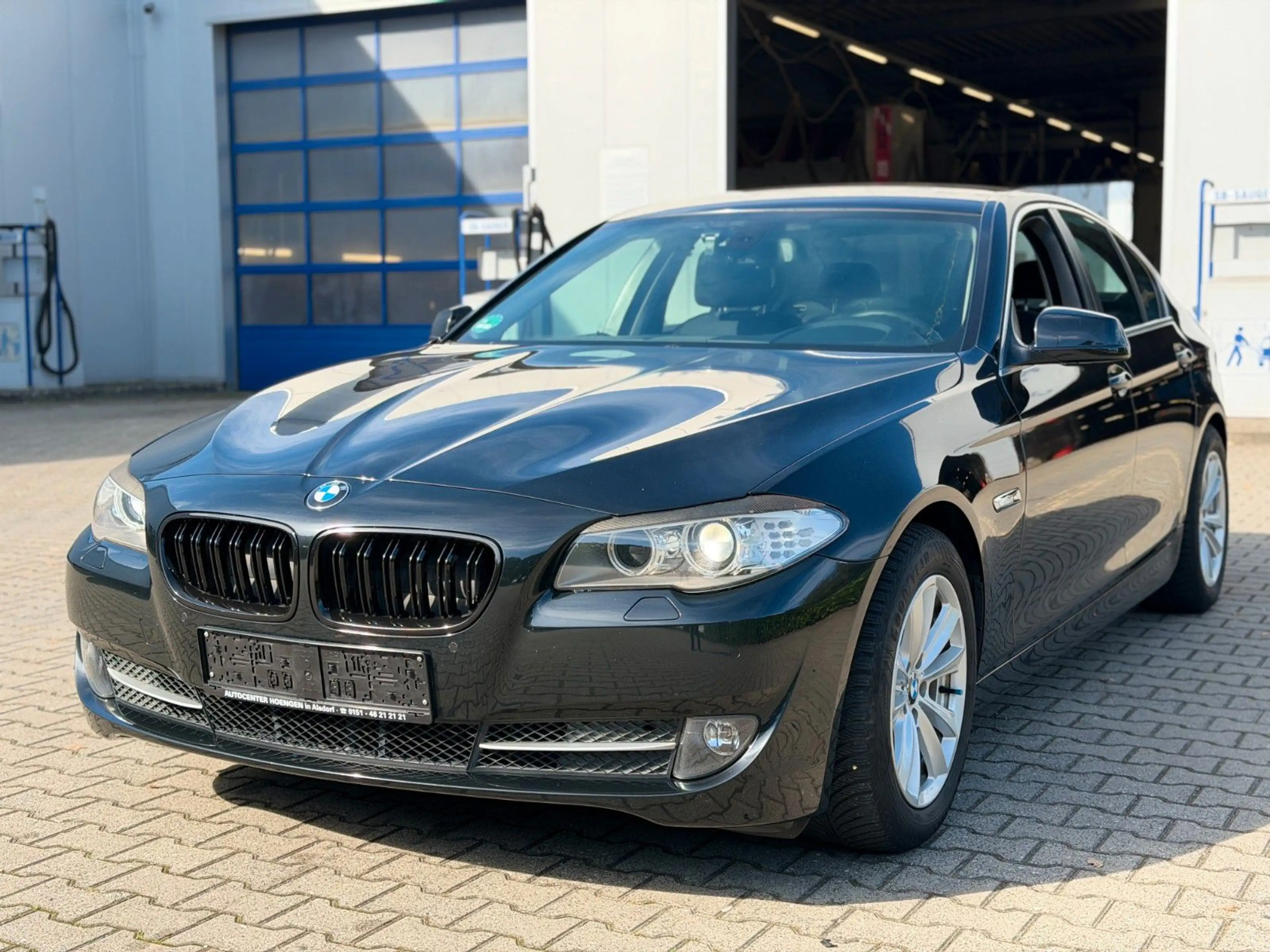 BMW 525 d Limousine*M-Technic FW. *Bi Xenon*Navi*Pdc — photo 4
