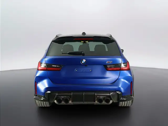 BMW M3 view 5