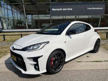 1.6 GR Performance 262PK / 4WD / Carbon dak / Spor