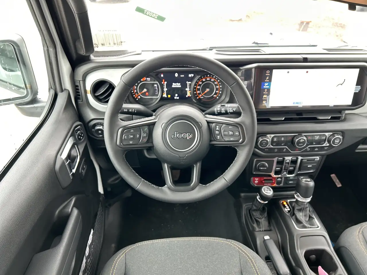 Jeep Wrangler снимка Jeep Wrangler