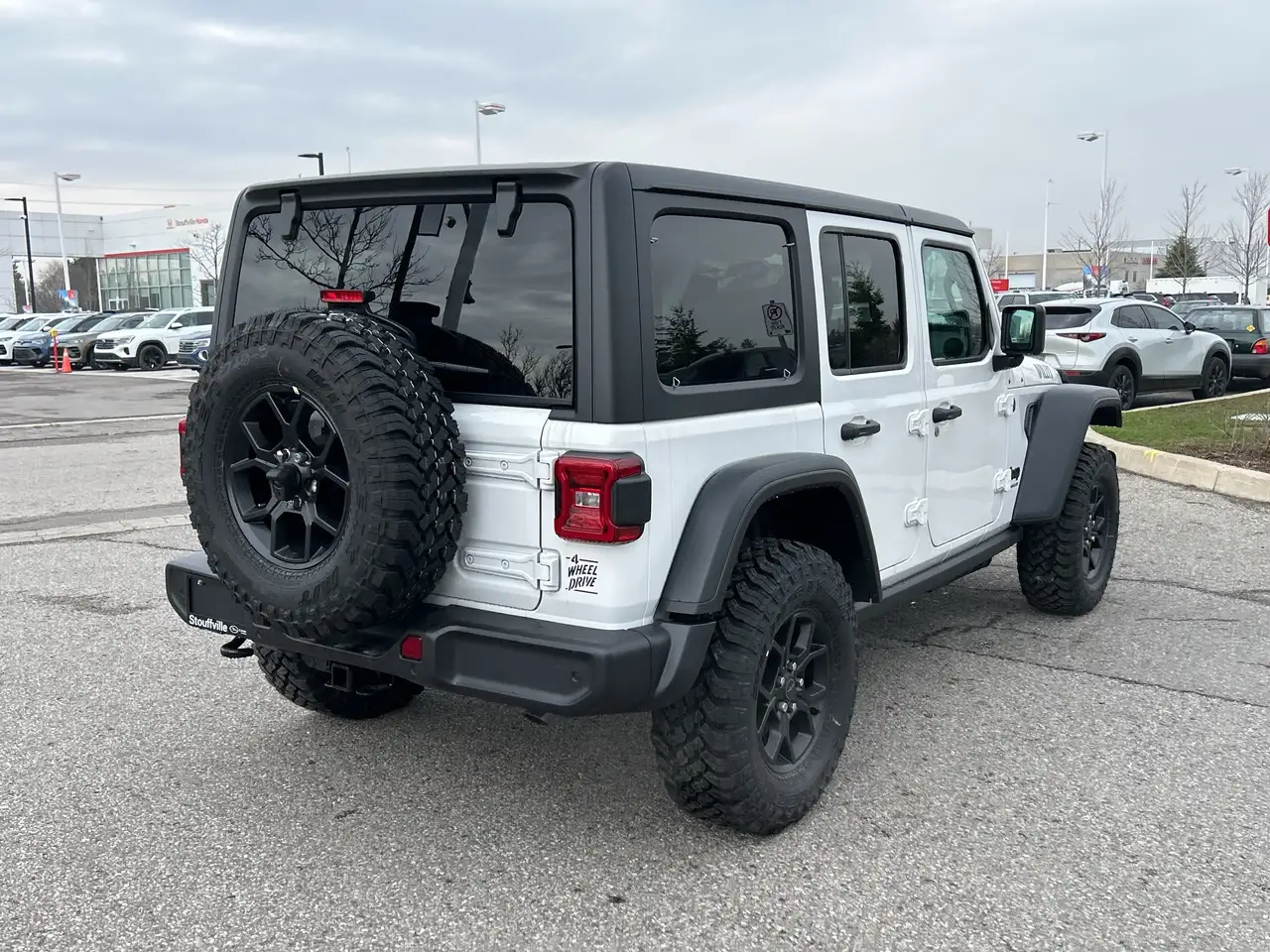 Jeep Wrangler снимка Jeep Wrangler