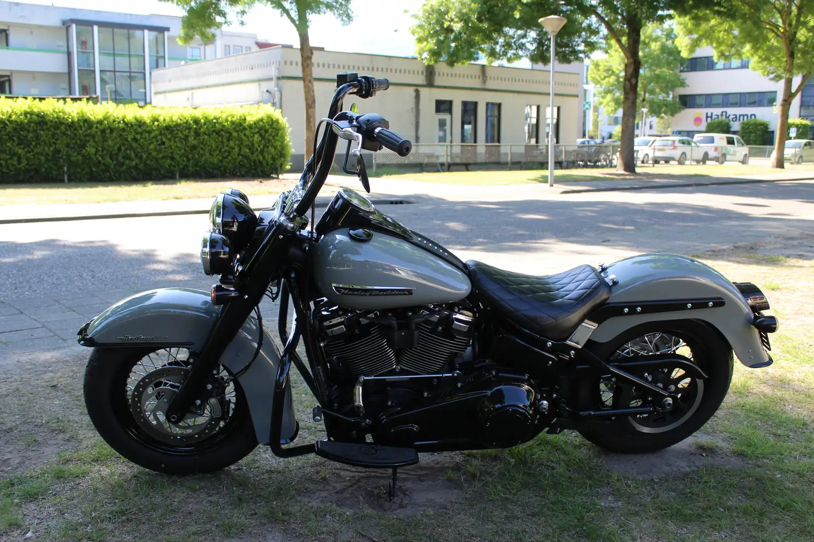 Harley-Davidson Heritage FLHCS Verde - 2
