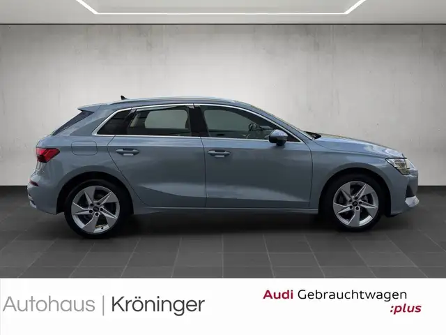 Audi A3 view 4