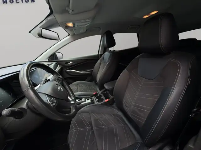 Opel Grandland view 9