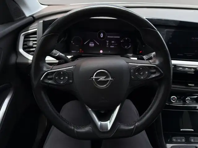 Opel Grandland view 14