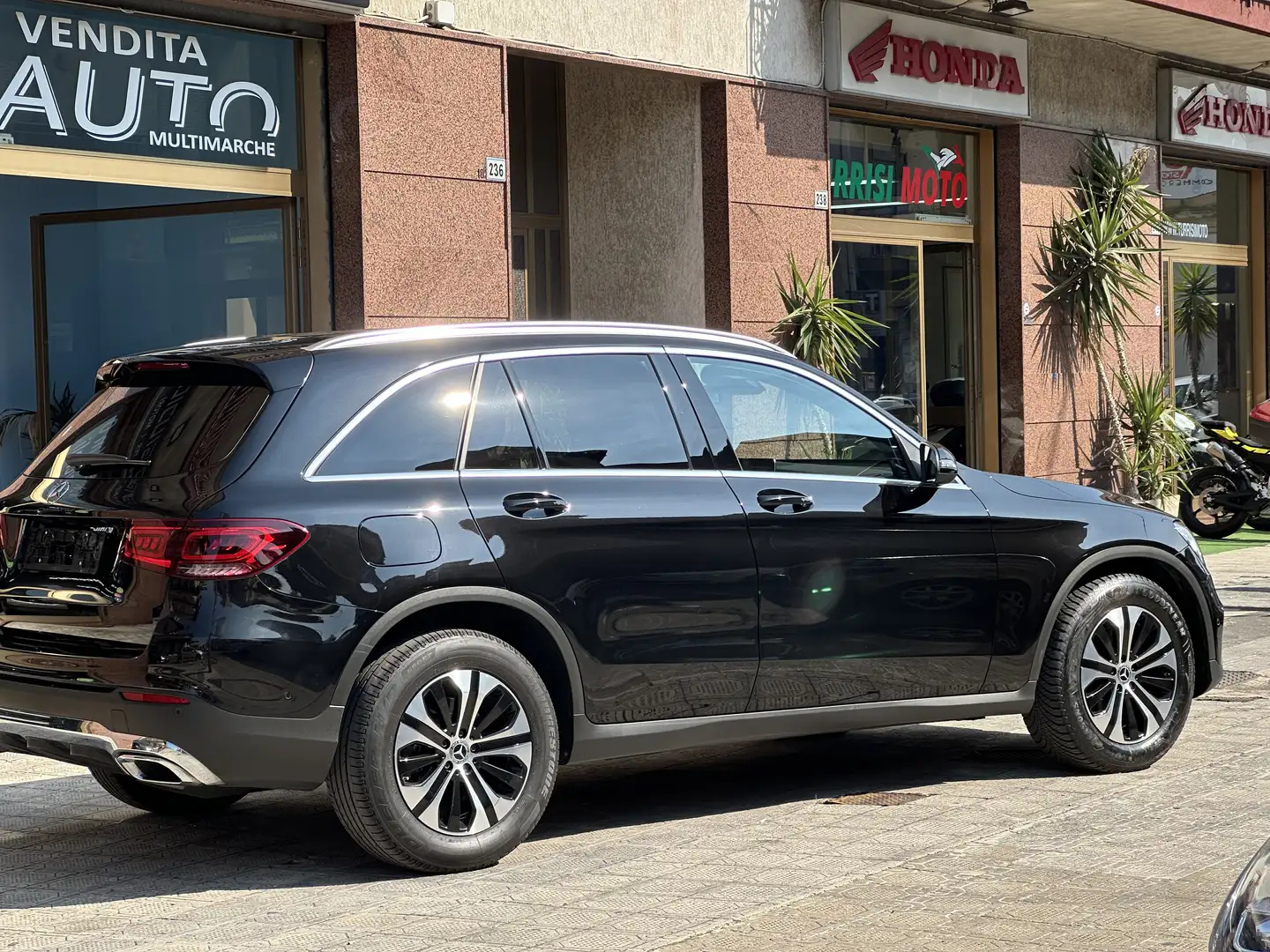 Mercedes-Benz GLC 200 GLC 200 d Business 4matic auto Noir - 2
