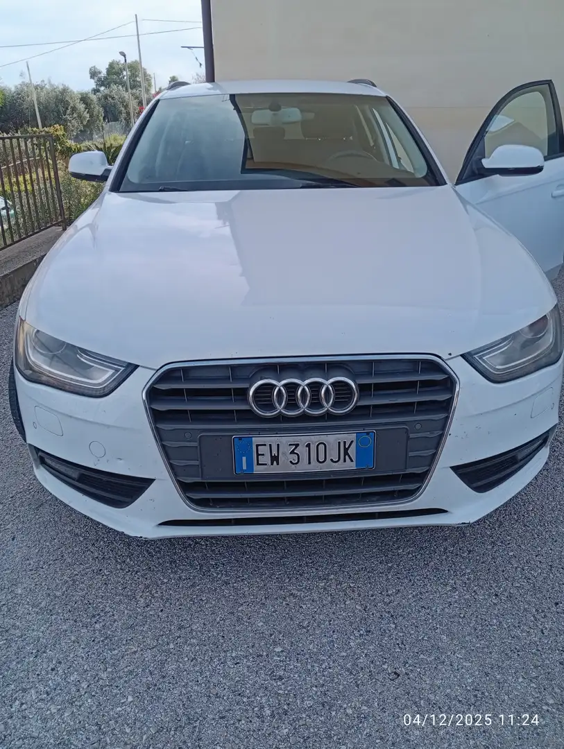 Audi A4 2000 150 CV b8 Bianco - 2