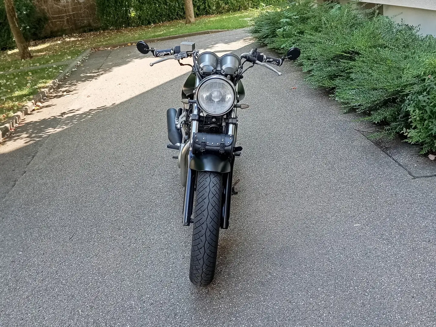 Suzuki VZ 800 Noir - 1