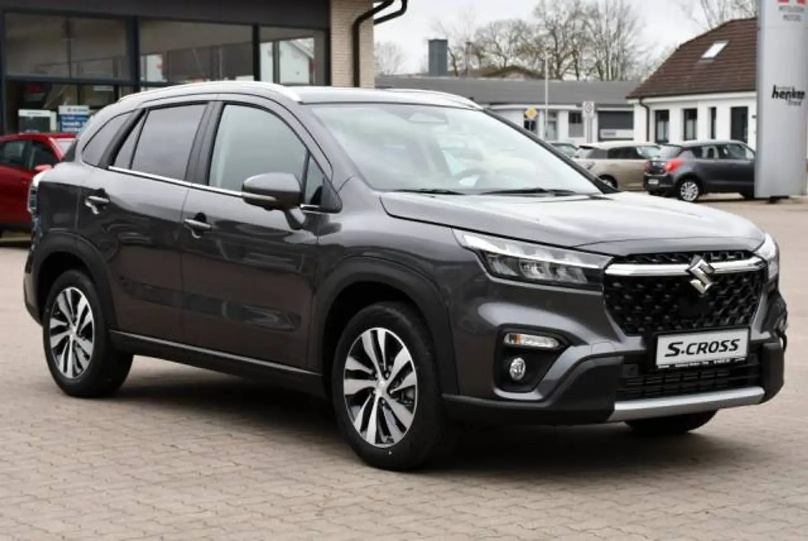 Suzuki S-Cross 1.4 Comfort+ ALLGRIP Hybrid Grau - 2