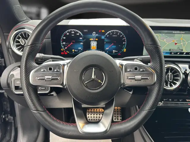 Mercedes-Benz Cla view 14