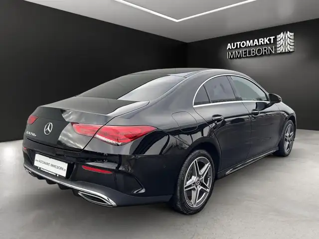 Mercedes-Benz Cla view 3