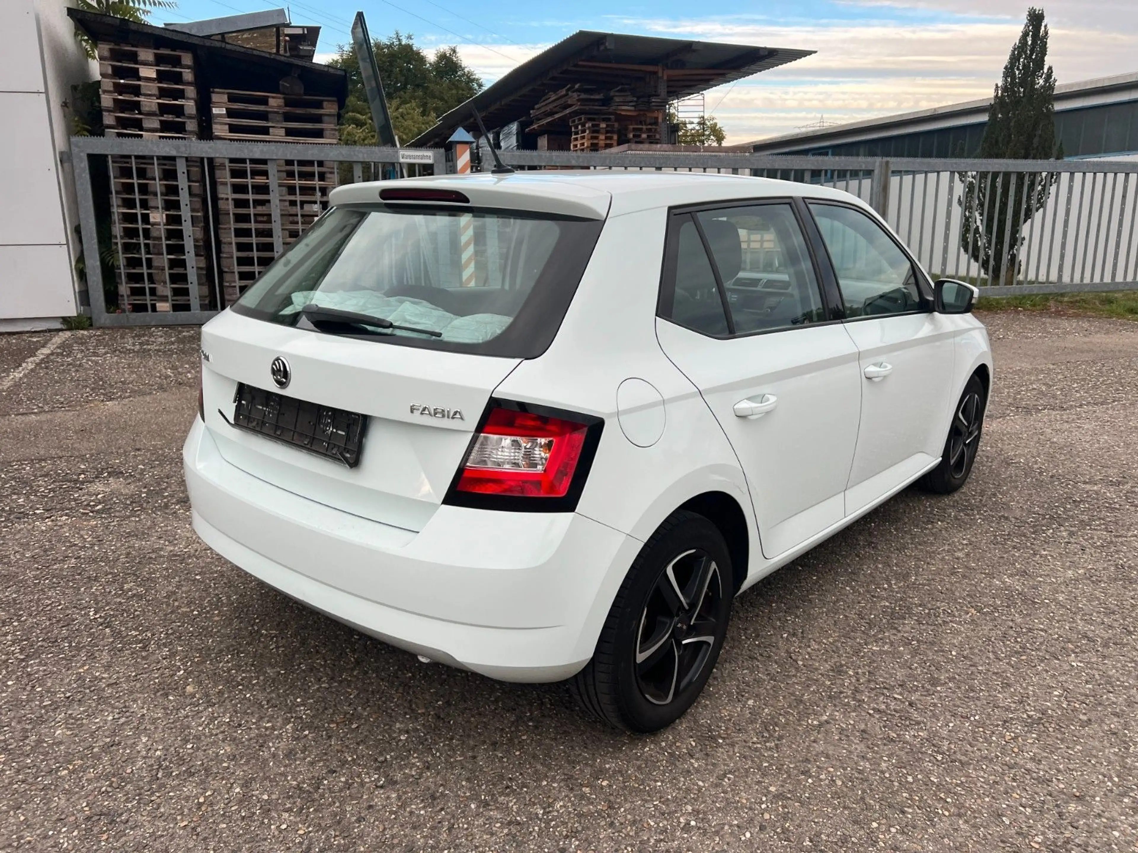 Skoda Fabia *1,4 TDI*limo*Active*EURO 6* — photo 8