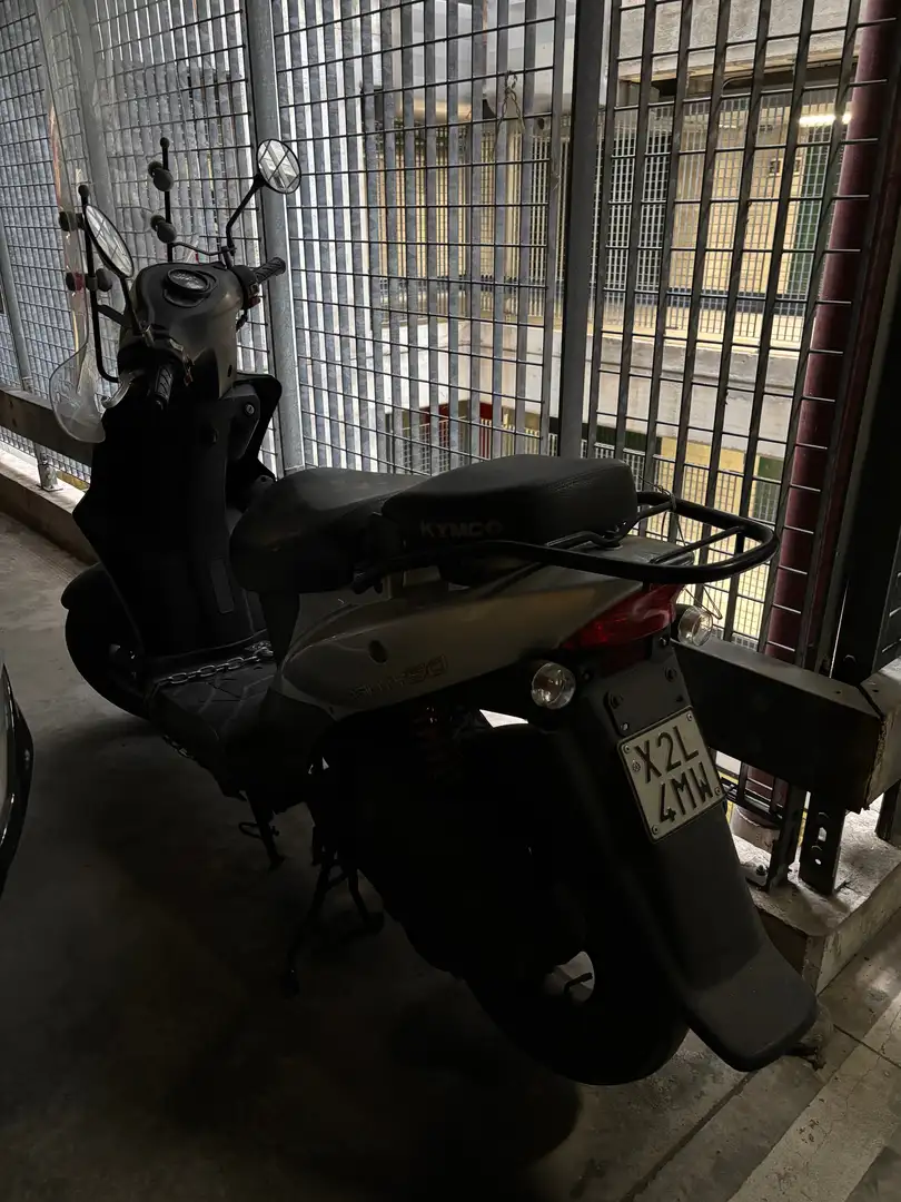 Kymco Agility 50 Zilver - 1