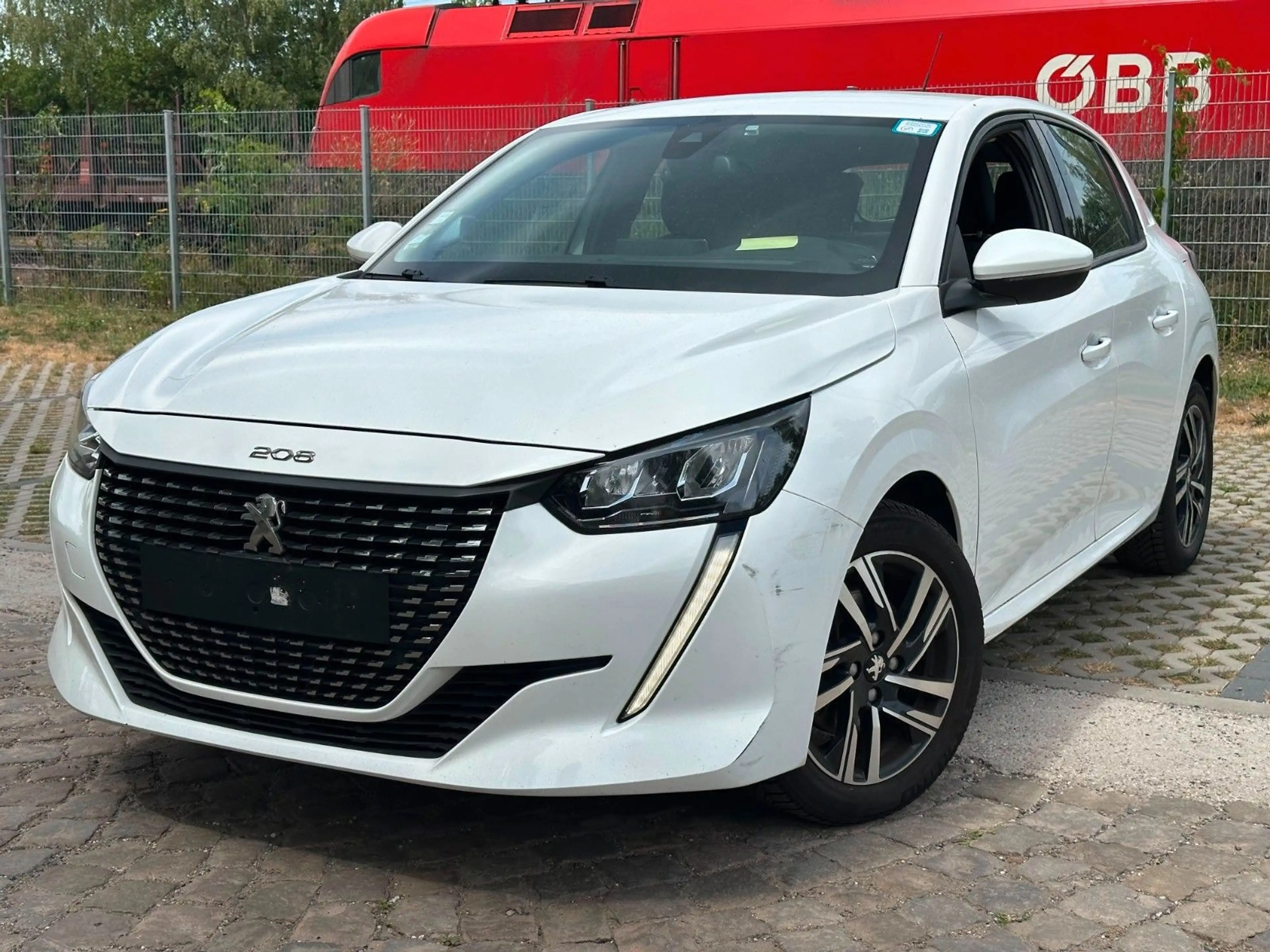 Peugeot 208 208 Allure PureTech 100. LED. PDC. AUTOM.KLIMA — photo 3