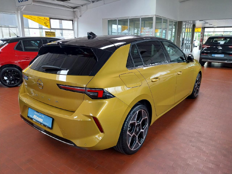 Opel Astra Ultimate Matrix LED 18" Spurhalteass. Luftgütesen — photo 4