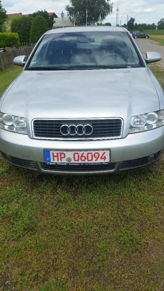 Audi A4 2.0 Lim. (8E), foto 5