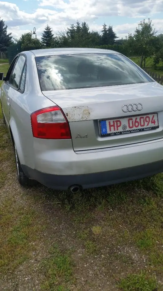 Audi A4 2.0 Lim. (8E), foto 4