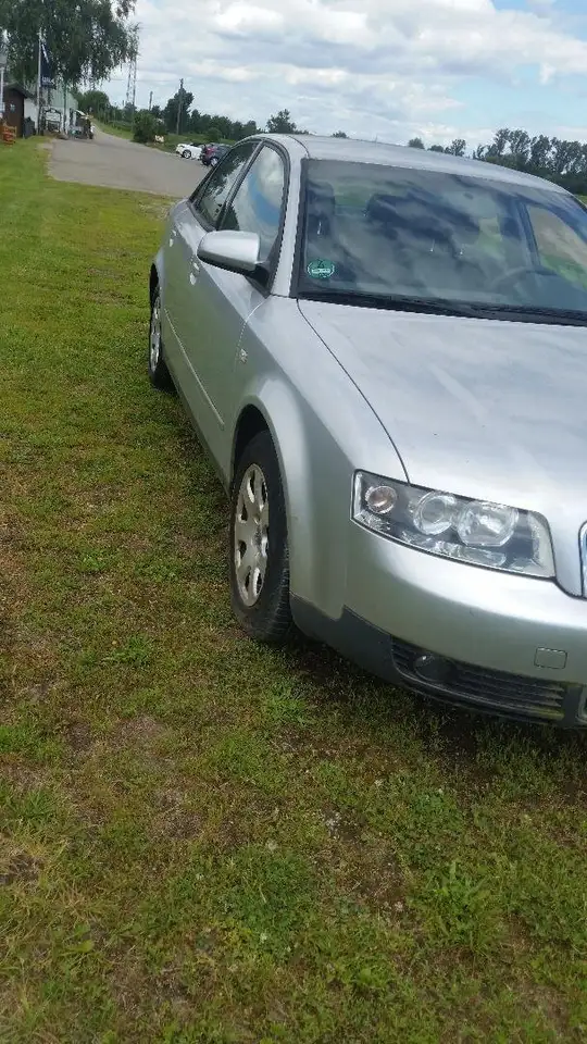 Audi A4 2.0 Lim. (8E), foto 11