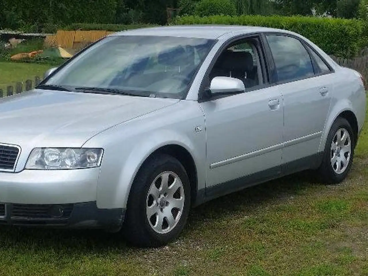 Audi A4 2.0 Lim. (8E), foto 1