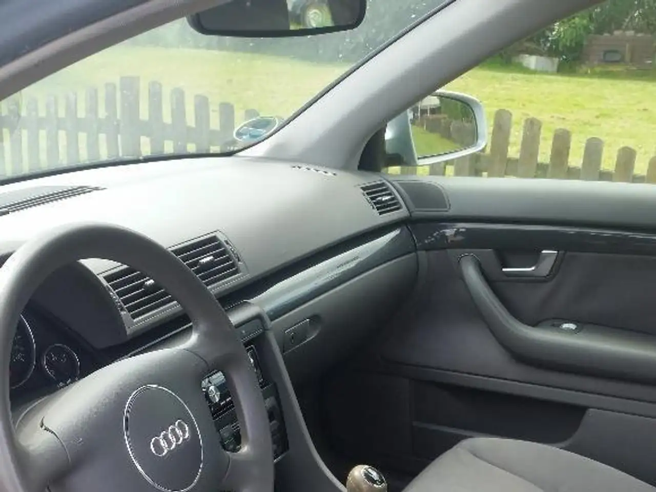 Audi A4 2.0 Lim. (8E), foto 6