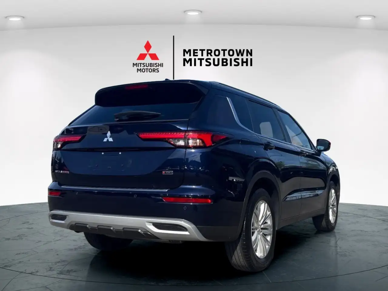 Mitsubishi Outlander снимка Mitsubishi Outlander