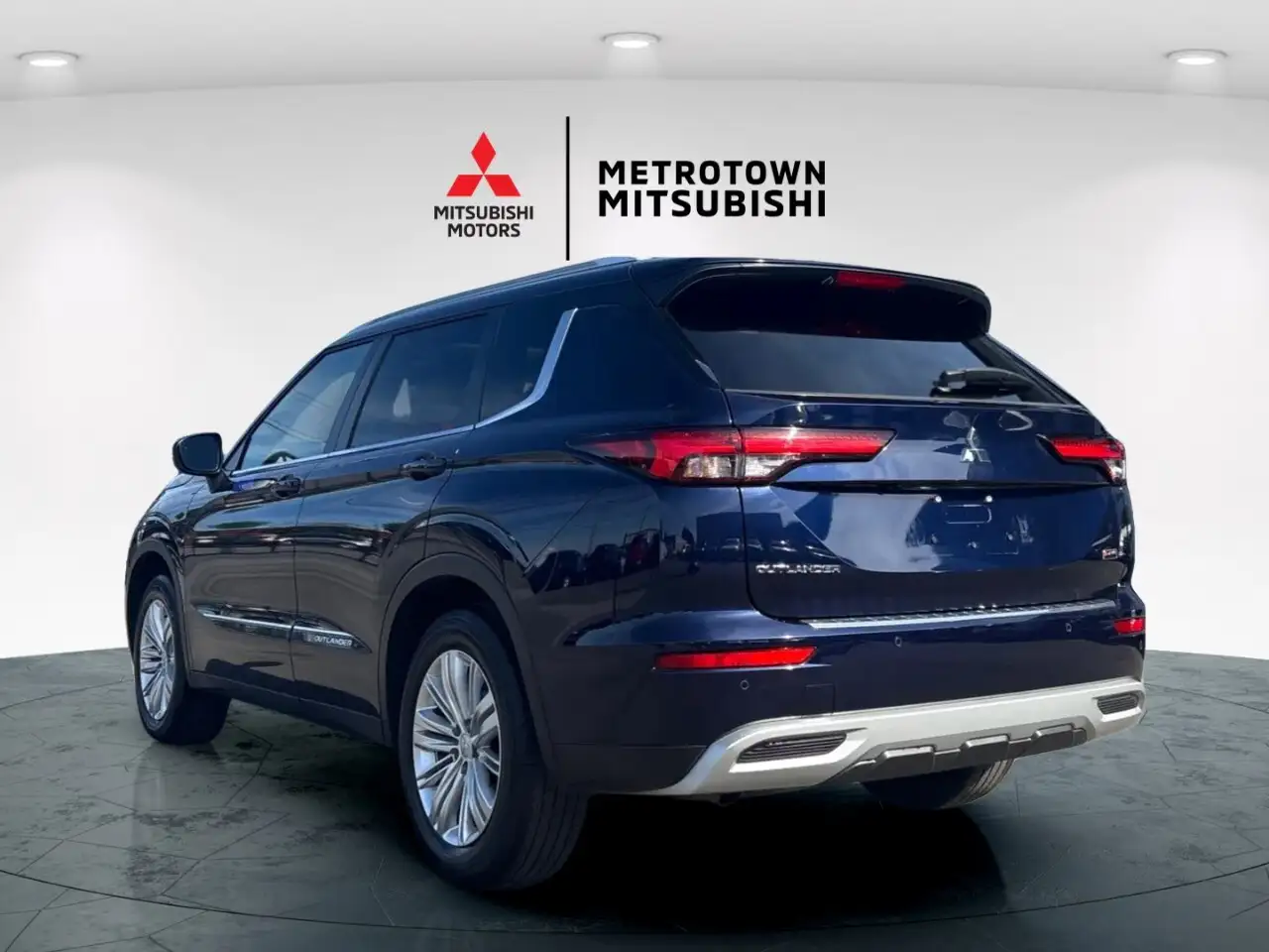 Mitsubishi Outlander снимка Mitsubishi Outlander