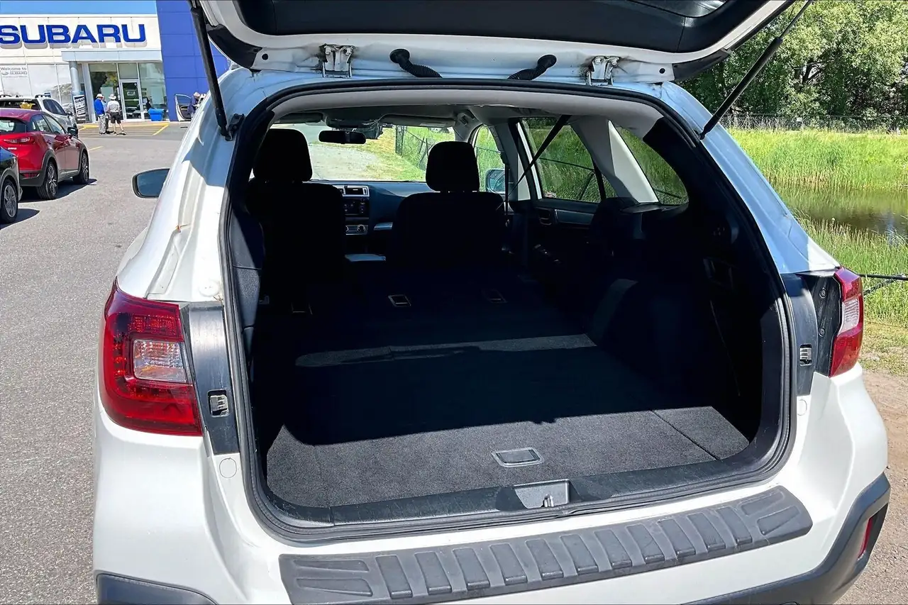 Subaru OUTBACK photo Subaru OUTBACK
