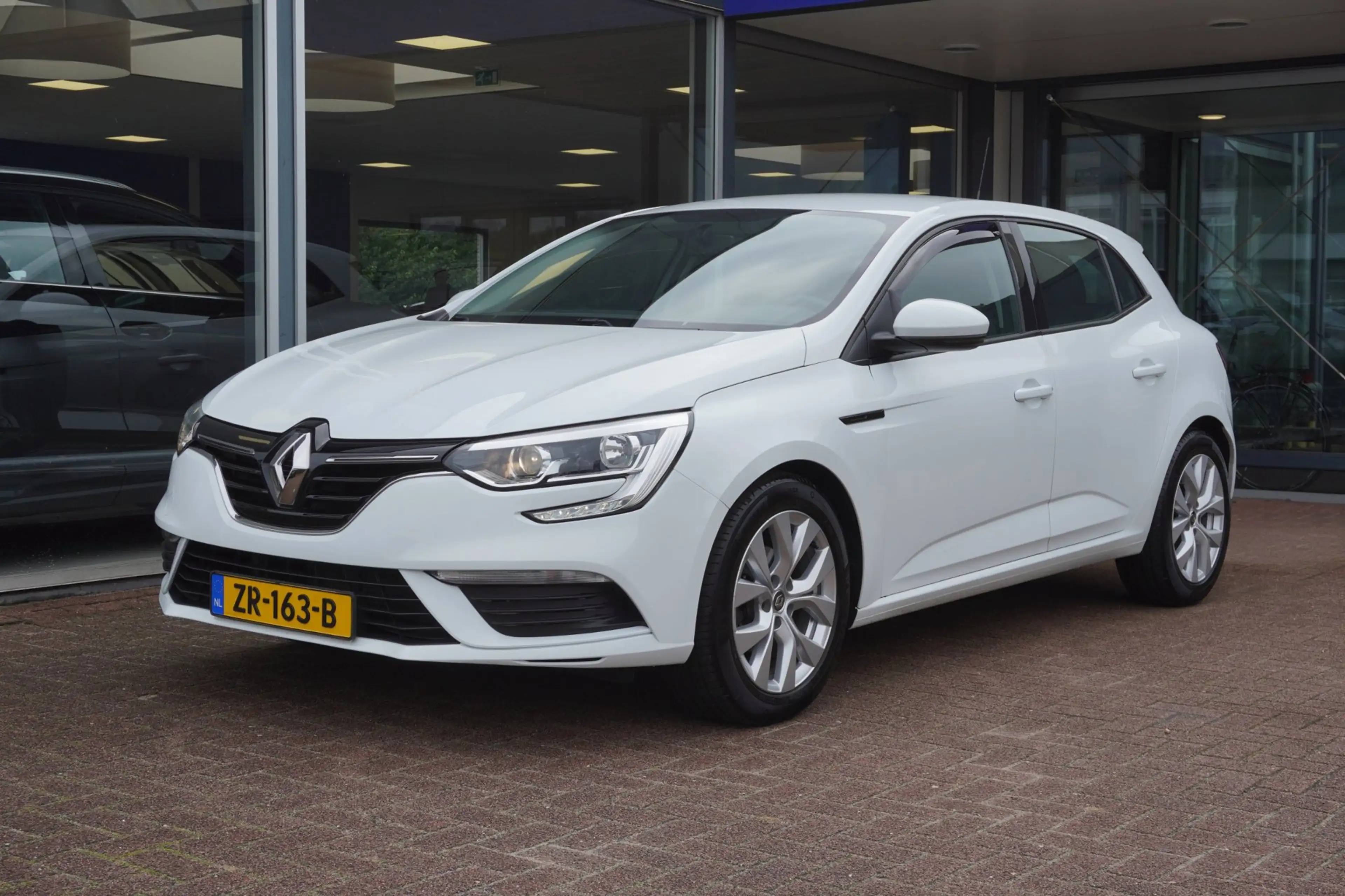 Renault Megane 1.3 TCe Limited 5deurs | Airco | Elek. Pakket | 93 — photo 4
