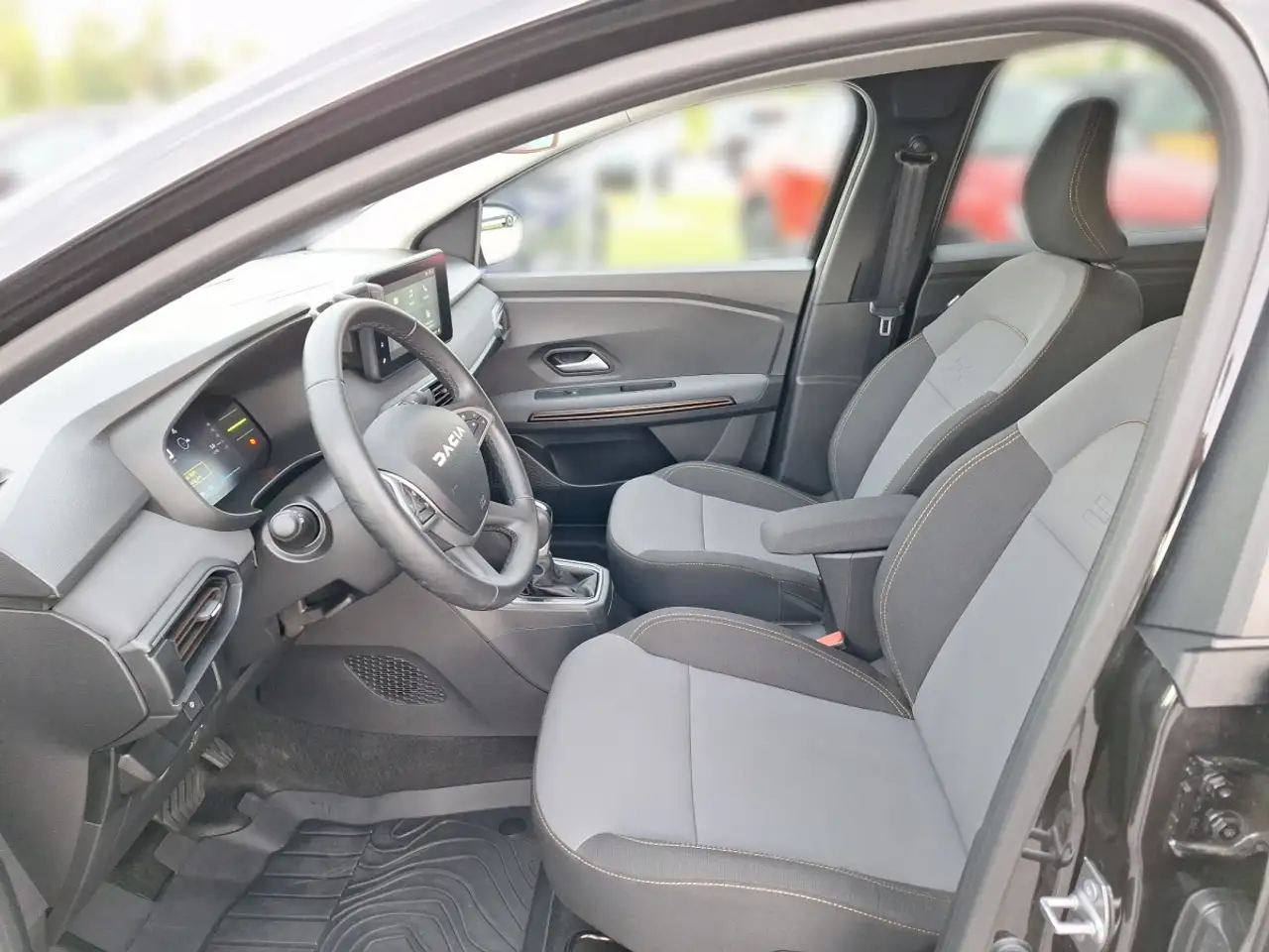 Dacia Jogger Extreme HYBRID 140 7-sitzig 5