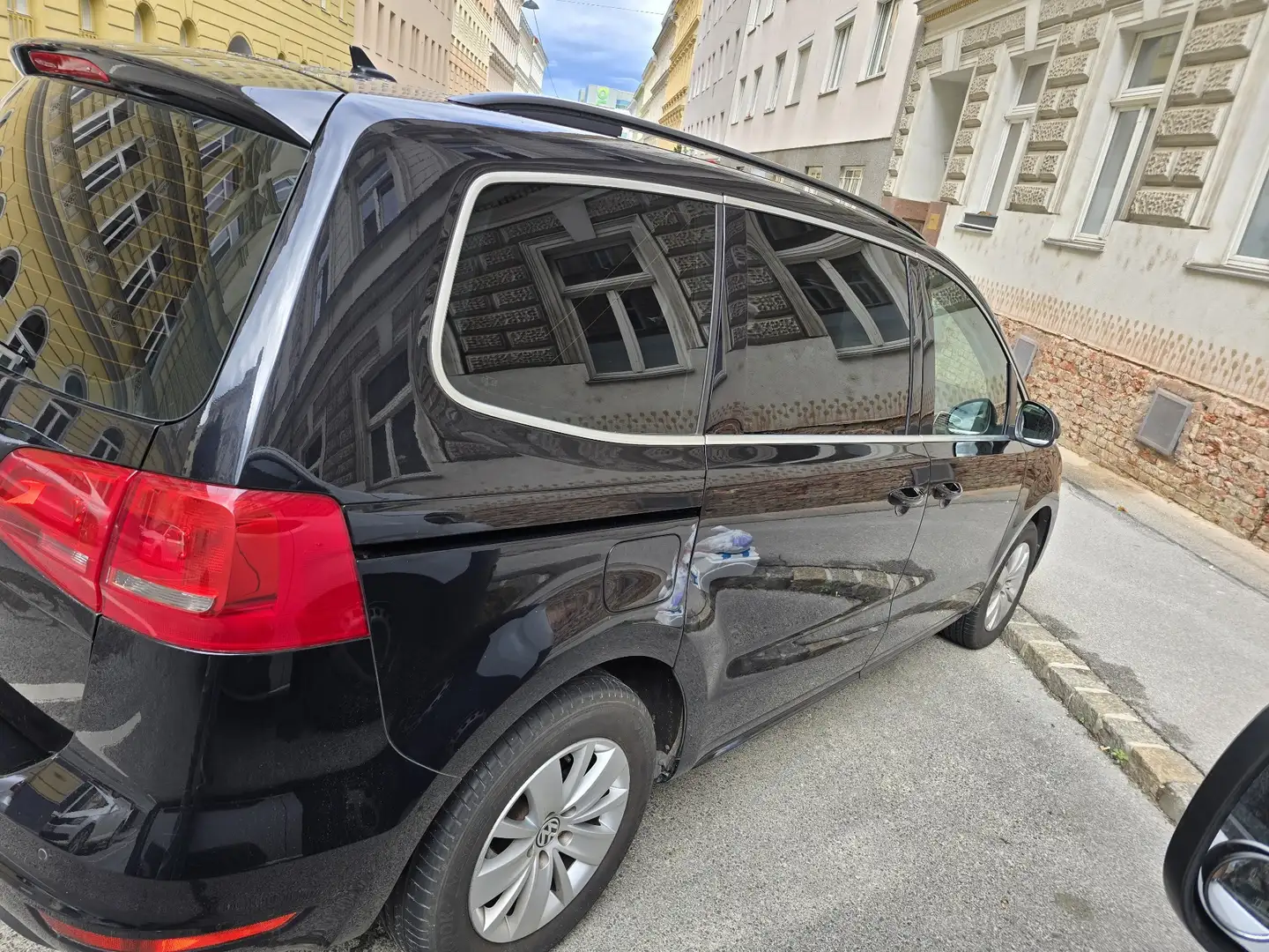 Volkswagen Sharan Comfortline BMT 2,0 TDI DPF - 2