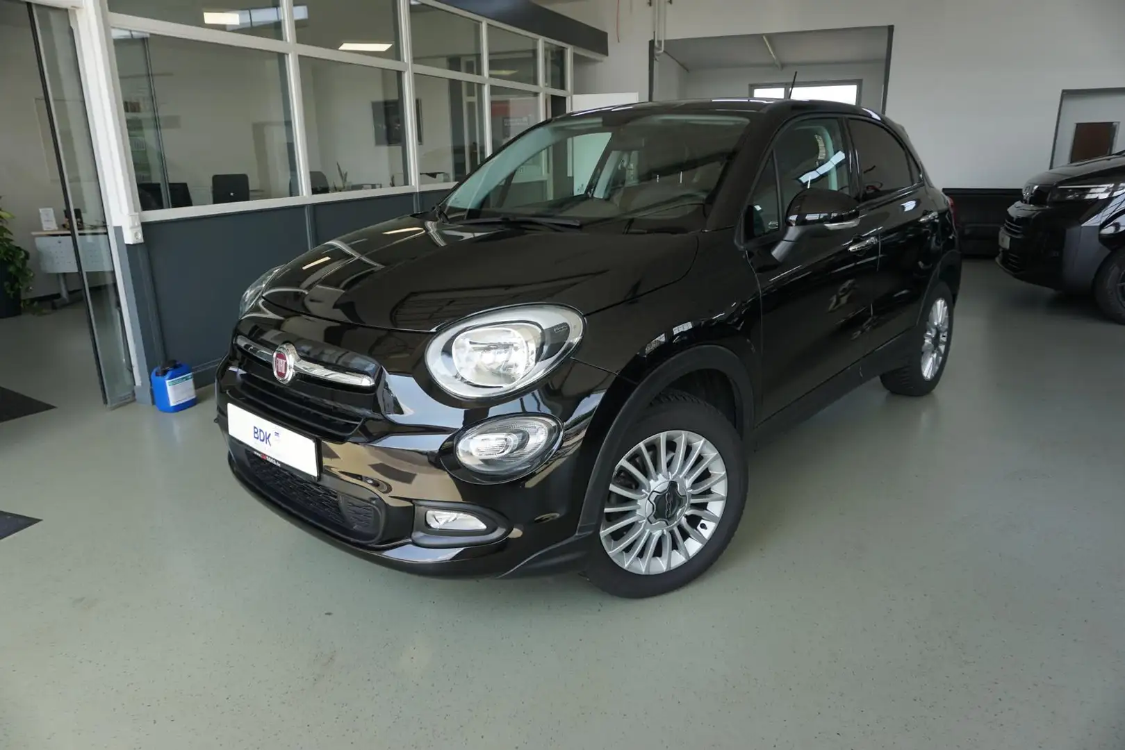 Fiat 500X Pop Star 1.4 16V Turbo AHK*Navi*Allwetter* Schwarz - 2