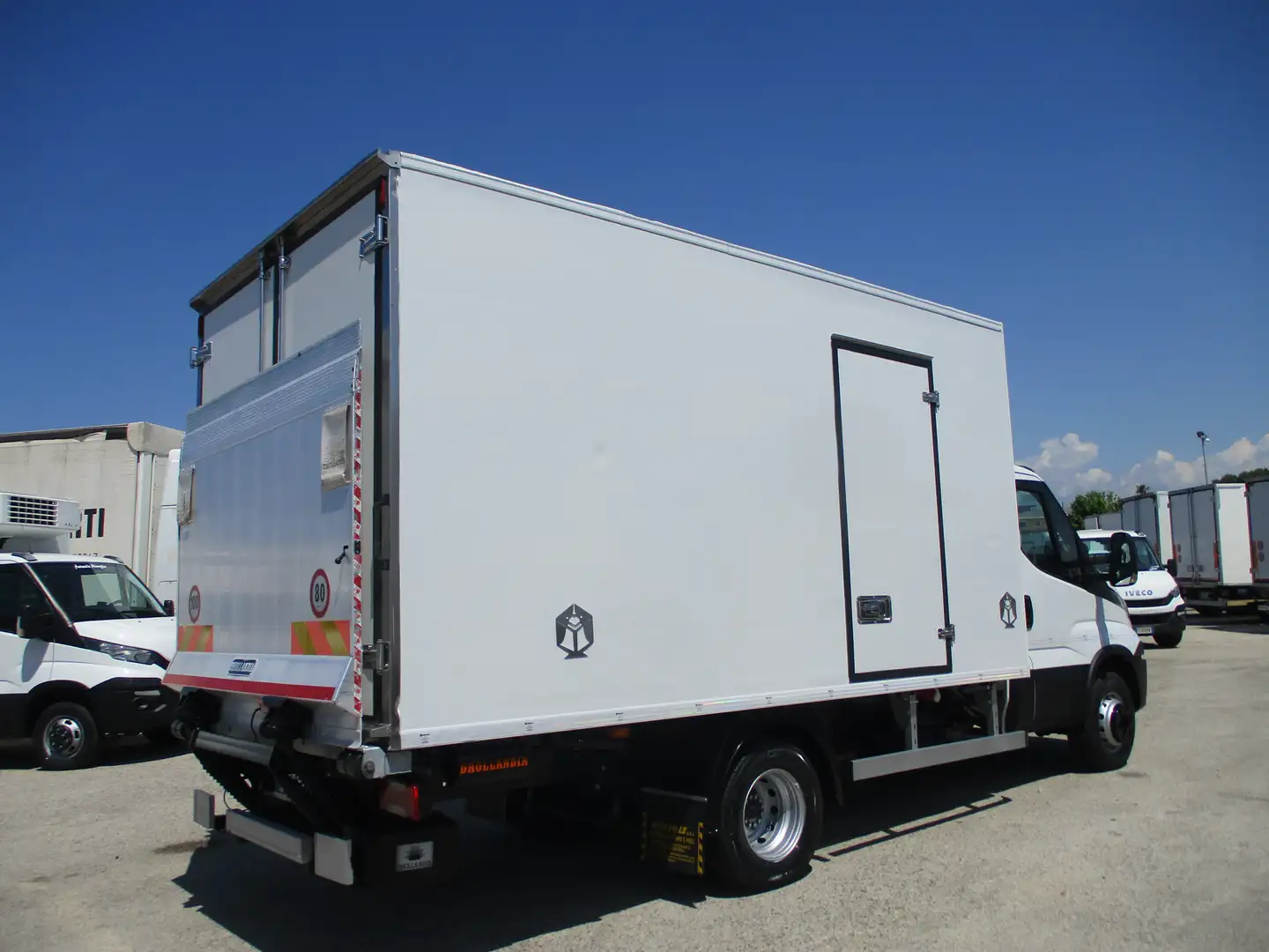 Iveco Daily 60C15 3000 150CV E6 FRIGO+PEDANA BATTUT FRCX 02/27 Blanco - 1