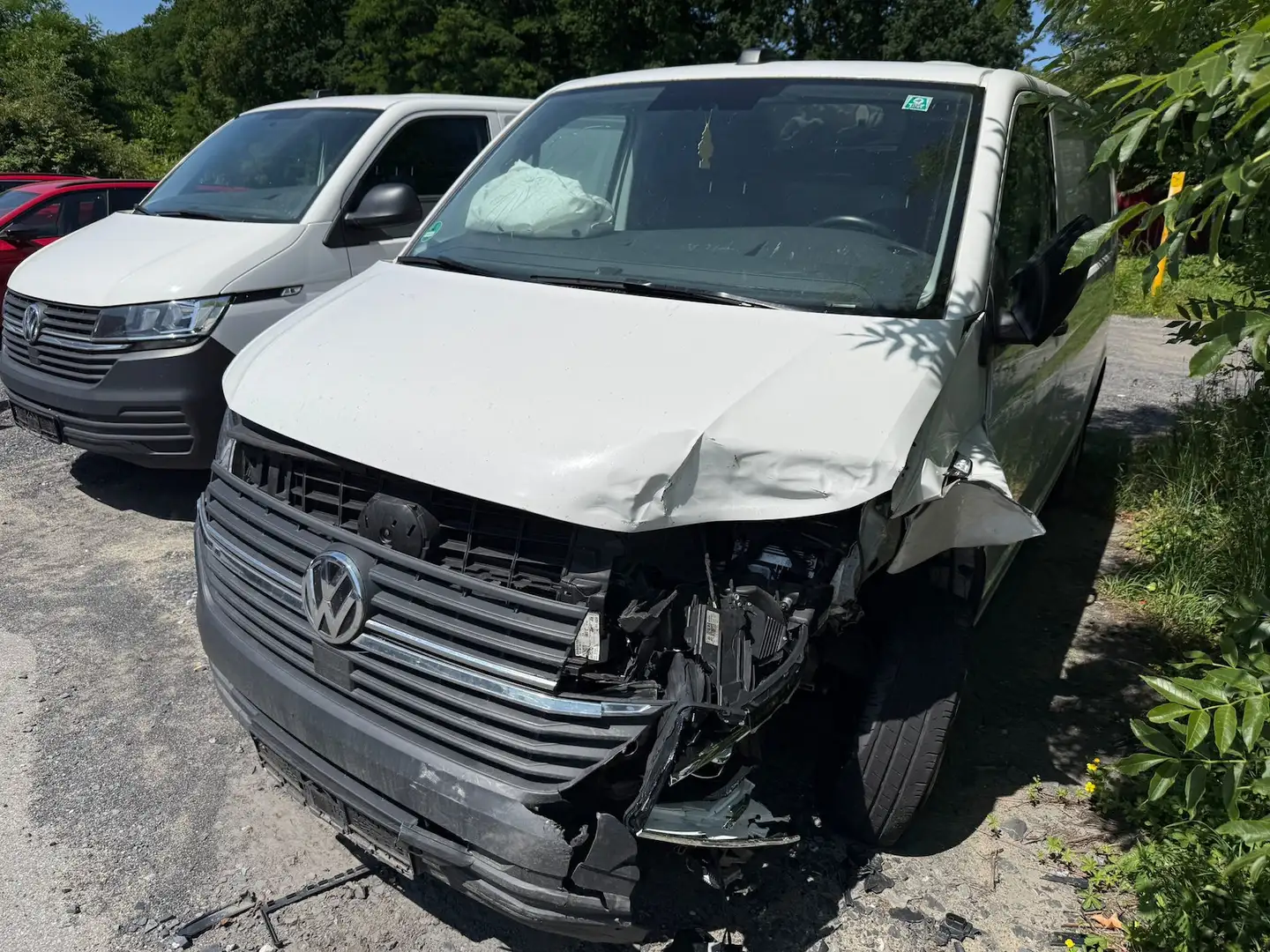 Volkswagen T6.1 Transporter FWD*Unfall*DSG*Navi*Motor läuft Bianco - 2