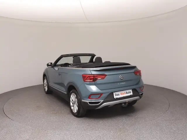 Volkswagen T-Roc view 5