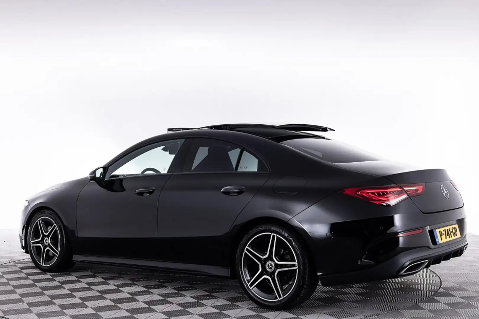 Mercedes-Benz CLA 180 Business Solution AMG | PANORAMADAK | Full LED | S Zwart - 2