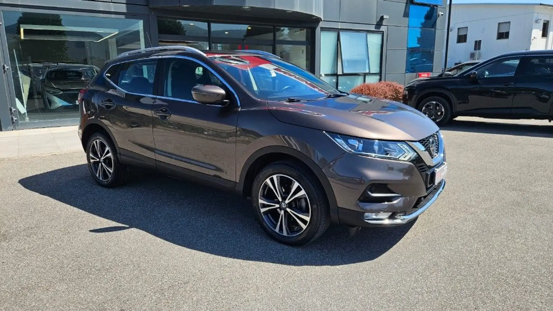 Nissan Qashqai 1.3 DIG-T 140 CV Acenta Premium Bronce - 2
