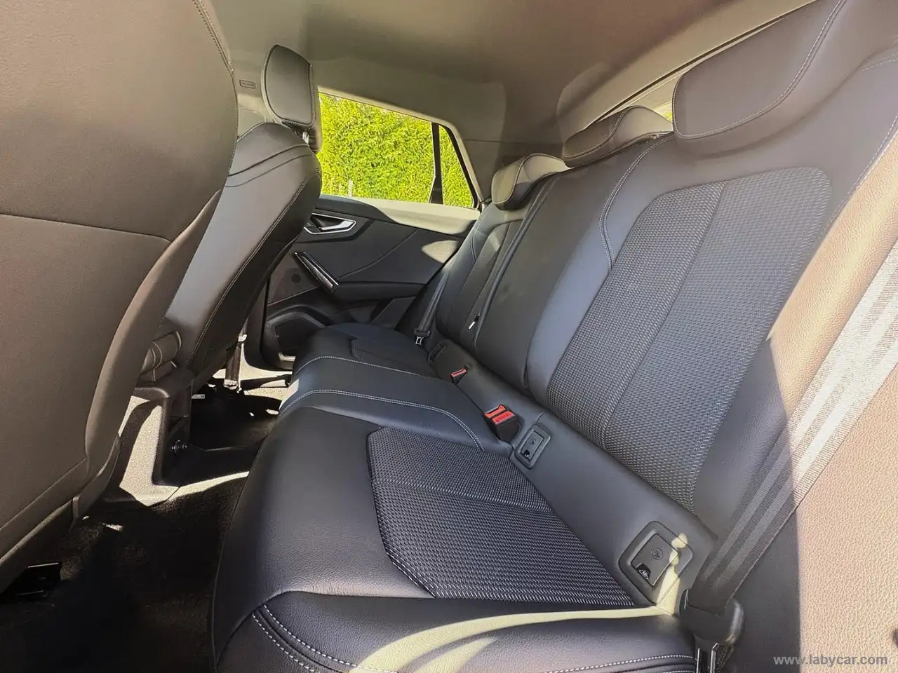 Audi Q2 35 TDI S tronic S line Edition, миниатюра 11