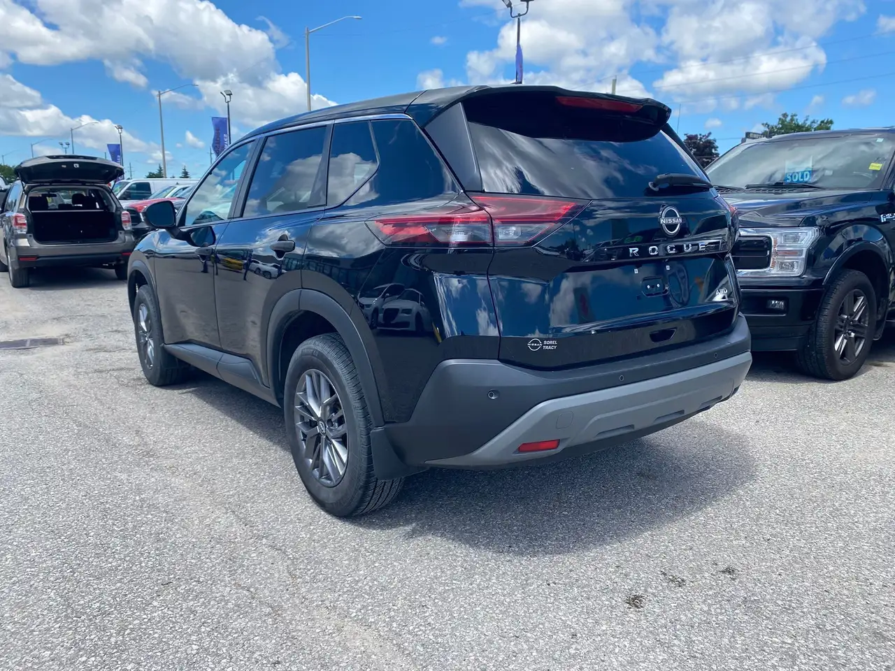Nissan Rogue fotografie Nissan Rogue