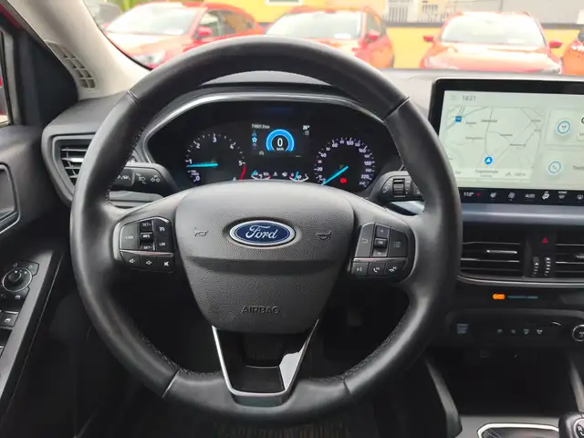 Ford Focus view 15