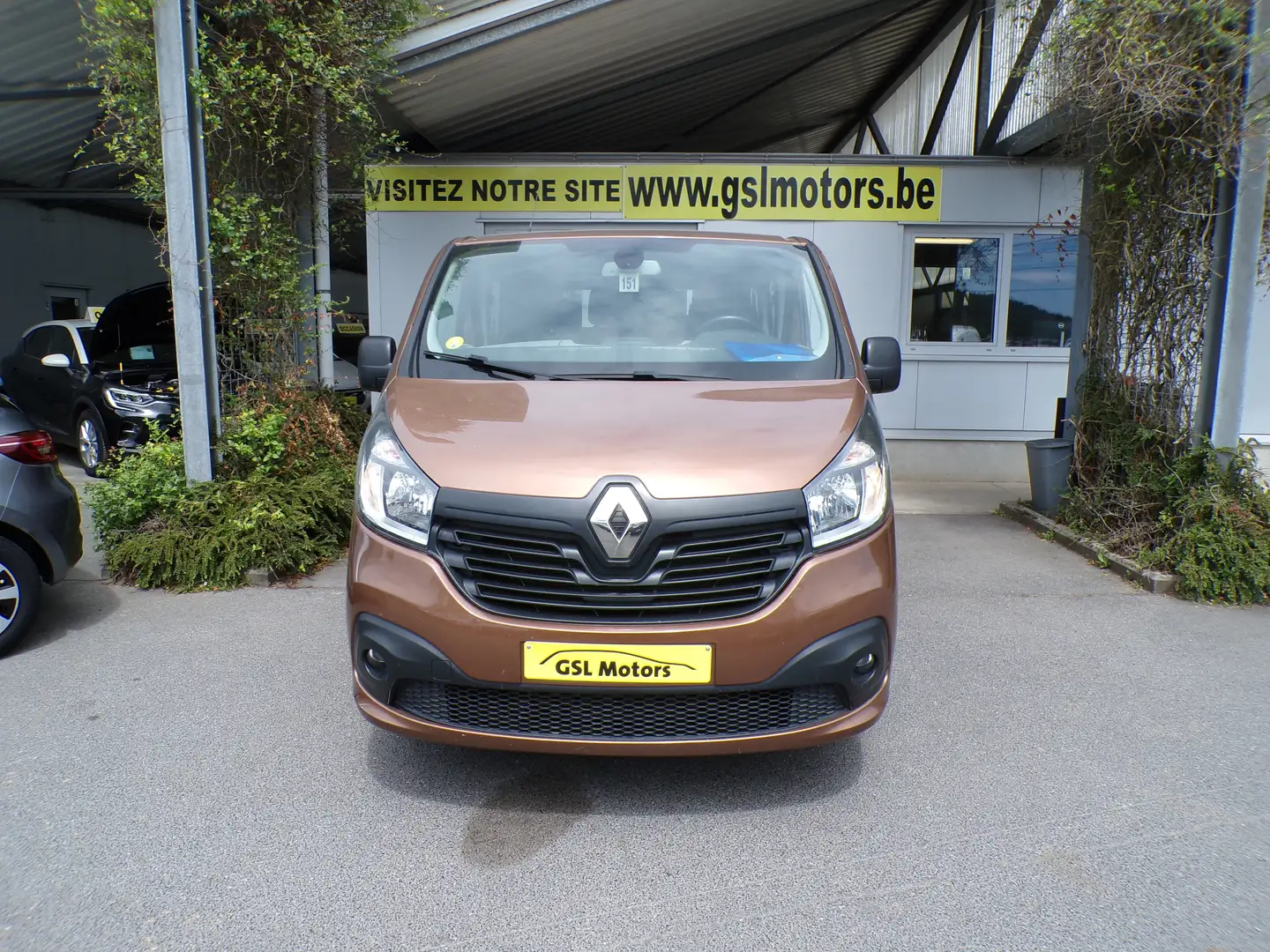 Renault Trafic Passenger 1.6 dCi 95cv 9 places brun 76165km Airco Brown - 2