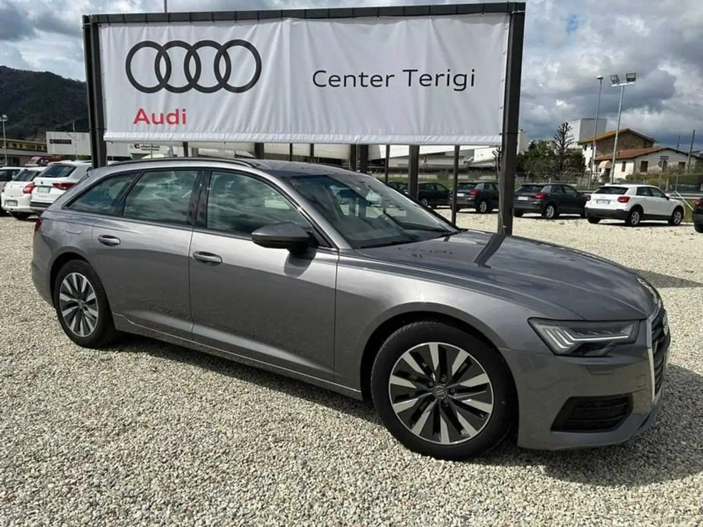 Audi A6 5ª serie Avant 45 3.0 TDI quattro tiptronic Busin Grigio - 2