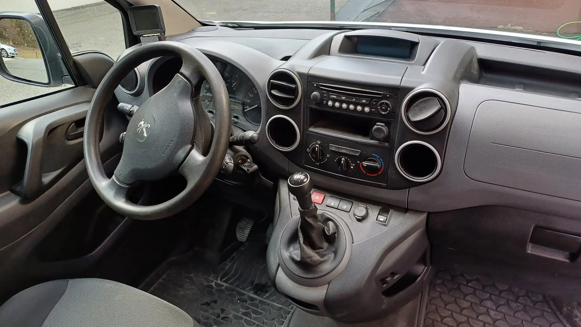 Peugeot Partner Partner XR 1,9 D XR Weiß - 2