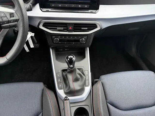 Seat Arona view 11