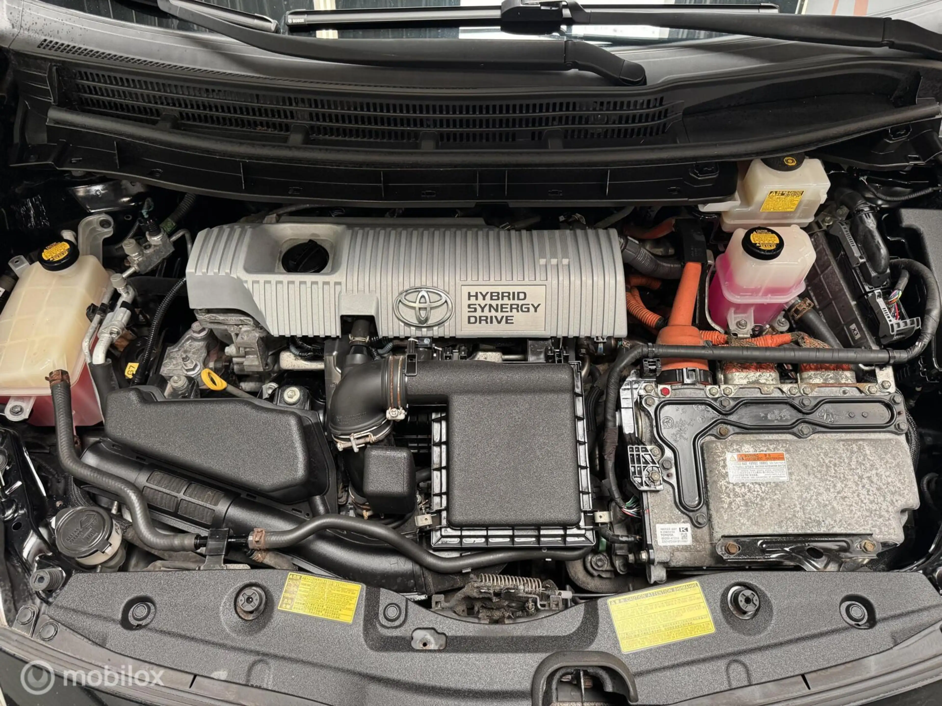 Toyota Prius 1.8 Business Navi|Keyless|100% Dealer onderhouden — photo 13