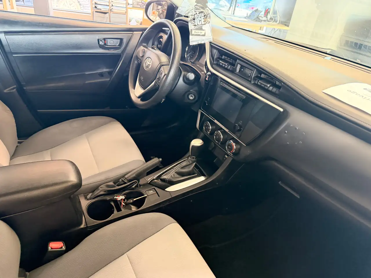 Toyota Corolla снимка Toyota Corolla