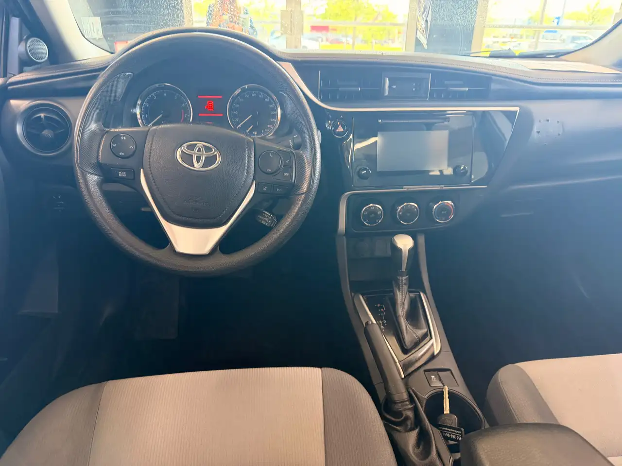 Toyota Corolla снимка Toyota Corolla