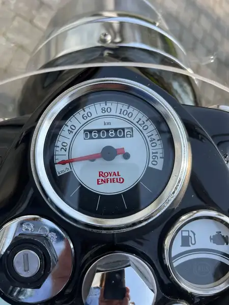 Royal Enfield Bullet 500 - foto 2