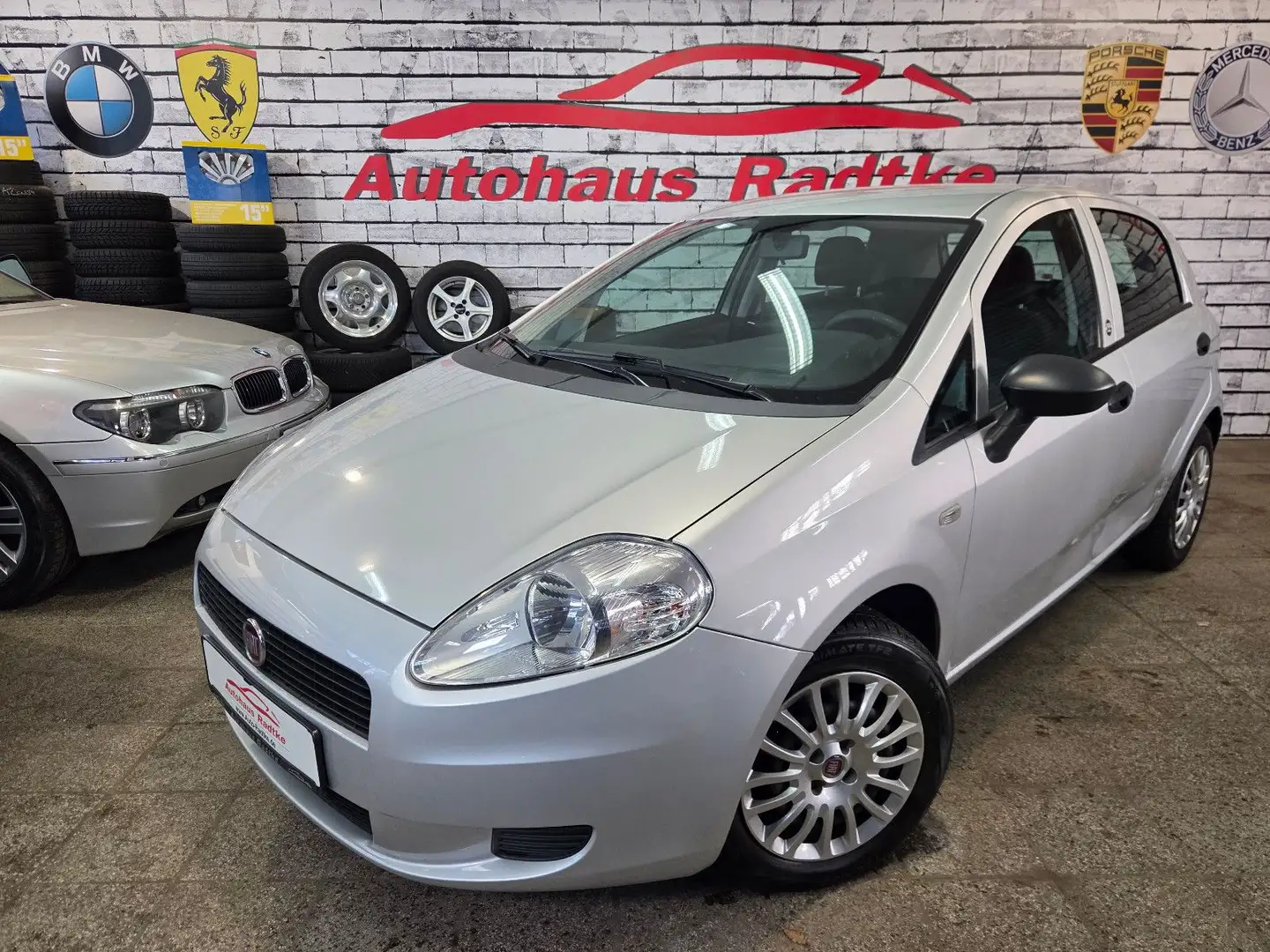 Fiat Punto 150 Anniversario *Tüv & Service NEU* Silber - 1